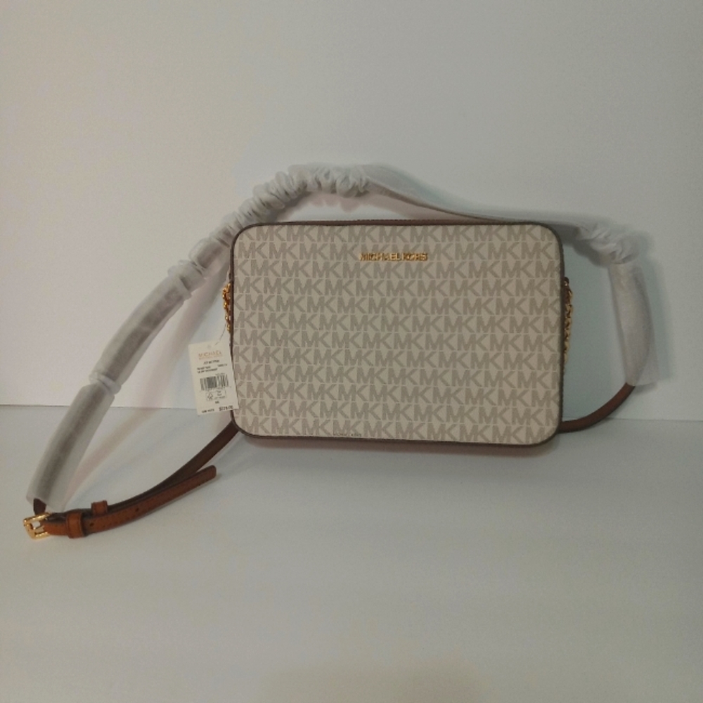 Michael Kors crossbody bag